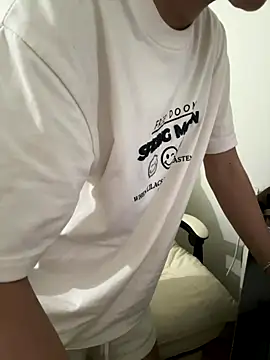 Snapshot of tran_my chatting on September 2025 07:13:02 AM tran my online show from September 2025 07:13:02 AM