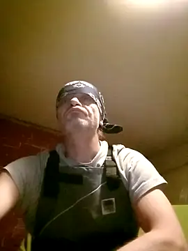 Snapshot of Kuba_Gd chatting on December 2025 04:18:02 AM Kuba Gd online show from December 2025 04:18:02 AM