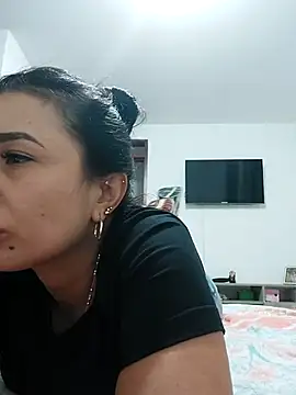 mia mancinii online show from November 2025 11:03:01 PM