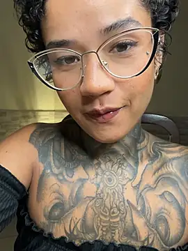 Snapshot of xbigpeach chatting on January 2026 02:17:01 AM xbigpeach online show from January 2026 02:17:01 AM