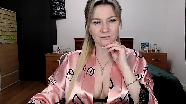 ParadiseAlina online show from February 2026 06:48:01 PM