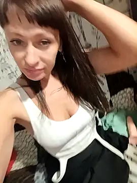 Lietta  online show from September 2025 06:07:01 PM