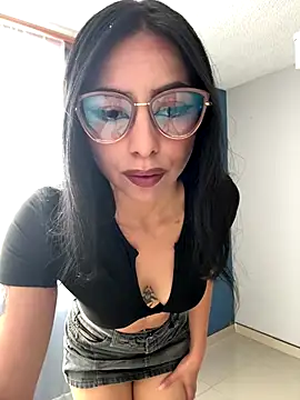 Snapshot of Clawd_hot chatting on October 2025 01:19:01 PM Clawd hot online show from October 2025 01:19:01 PM