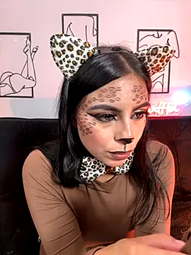 Snapshot of Clawd_hot chatting on October 2025 08:17:02 PM Clawd hot online show from October 2025 08:17:02 PM