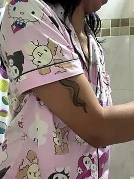 Snapshot of Clawd_hot chatting on December 2025 01:39:02 PM Clawd hot online show from December 2025 01:39:02 PM