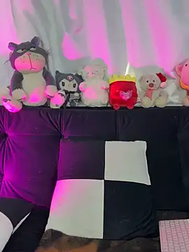 Snapshot of Clawd_hot chatting on April 2026 07:18:02 PM Clawd hot online show from April 2026 07:18:02 PM