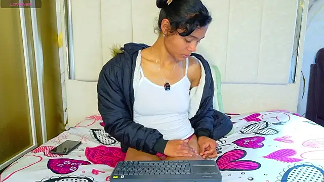 Kristall 06 online show from March 2026 03:45:01 AM