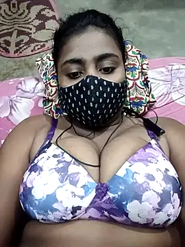 Snapshot of Schii69 chatting on December 2025 08:17:01 PM Schii69 online show from December 2025 08:17:01 PM