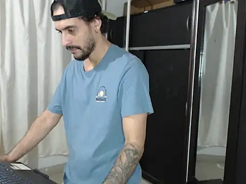 mochakkdj online show from December 2025 11:02:01 PM