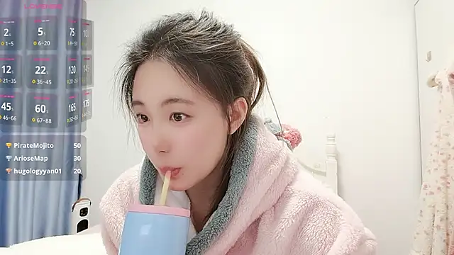 Snapshot of Luna_868 chatting on November 2025 04:42:01 PM Luna 868 online show from November 2025 04:42:01 PM