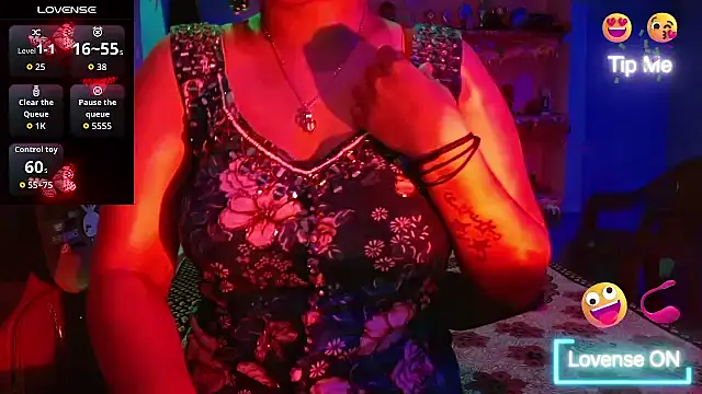 Snapshot of Dream_Kavya chatting on November 2025 01:13:01 PM Dream Kavya online show from November 2025 01:13:01 PM