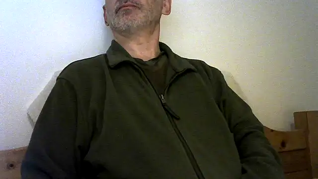 Snapshot of titi5466 chatting on February 2026 08:05:01 PM titi5466 online show from February 2026 08:05:01 PM