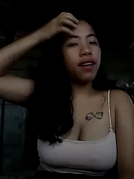 Snapshot of Yapsyxx chatting on October 2025 11:16:01 PM Yapsyxx online show from October 2025 11:16:01 PM