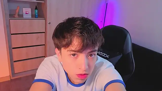 onlinenico online show from October 2025 08:07:01 PM