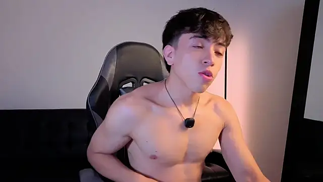 onlinenico online show from March 2026 10:10:02 PM