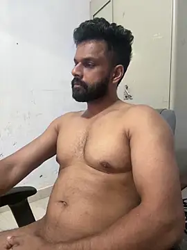 Vineeth3906 online show from June 2026 06:25:02 PM