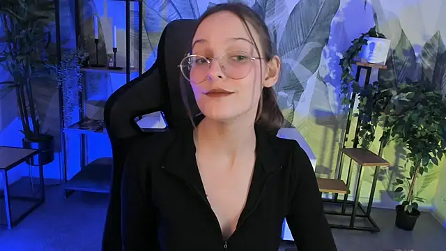 JenniferKiim online show from December 2025 03:05:01 PM