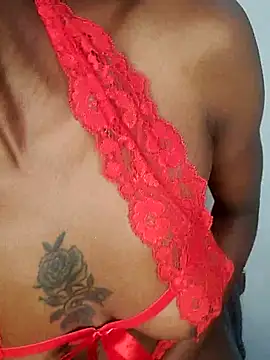 Snapshot of _Uphele chatting on September 2025 01:17:01 AM Uphele online show from September 2025 01:17:01 AM