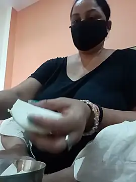 Rakhi sawant143 online show from June 2026 03:18:02 AM