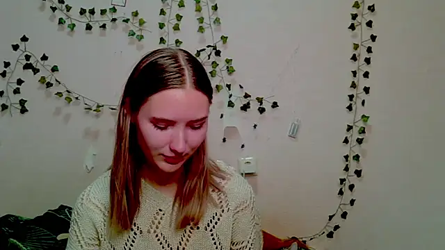  kikiclark   online show from November 2025 10:37:01 PM