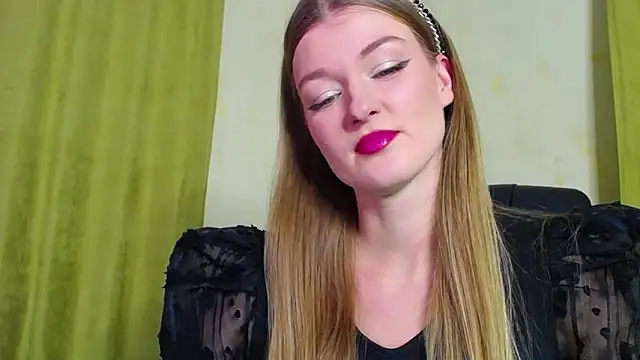 MysticVenus  online show from December 2025 03:08:01 PM