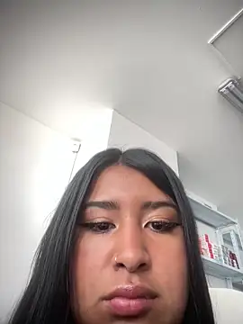 Snapshot of Caty__hot chatting on December 2025 05:29:01 PM Caty hot online show from December 2025 05:29:01 PM