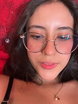 Snapshot of Juanita-Diaz chatting on September 2025 08:33:02 PM Juanita-Diaz online show from September 2025 08:33:02 PM