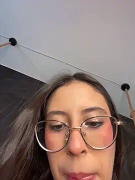 Snapshot of Juanita-Diaz chatting on October 2025 08:42:01 PM Juanita-Diaz online show from October 2025 08:42:01 PM