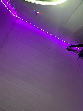 Snapshot of luluzinhax chatting on January 2026 04:07:02 AM luluzinhax online show from January 2026 04:07:02 AM