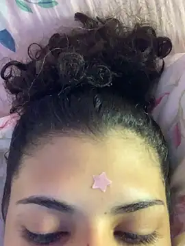 Snapshot of luluzinhax chatting on February 2026 03:25:01 AM luluzinhax online show from February 2026 03:25:01 AM