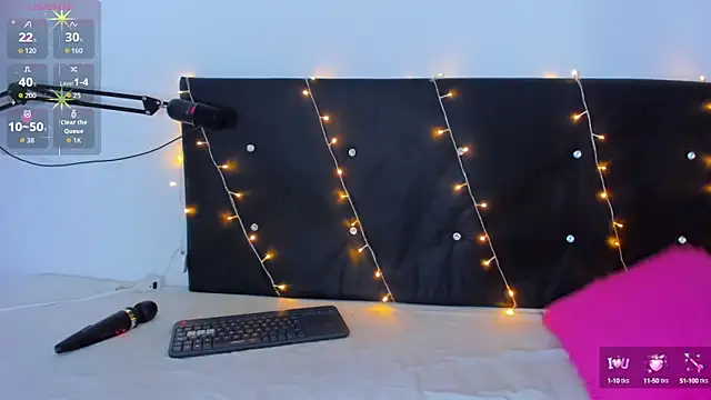 Snapshot of Danaa_moore_ chatting on October 2025 04:11:01 AM Danaa moore online show from October 2025 04:11:01 AM