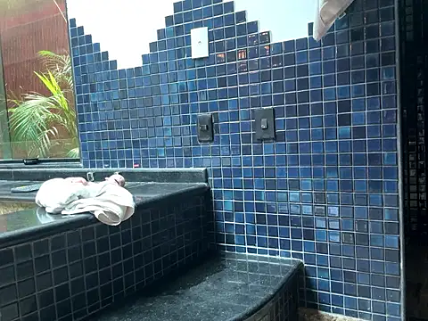 Snapshot of chrisalmeid_ chatting on December 2025 10:54:01 AM chrisalmeid online show from December 2025 10:54:01 AM