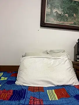 Snapshot of Young_handsome chatting on December 2025 12:27:02 AM Young handsome online show from December 2025 12:27:02 AM