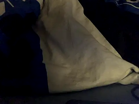 Snapshot of GeilerHSVFAN1989 chatting on October 2025 05:41:01 AM GeilerHSVFAN1989 online show from October 2025 05:41:01 AM