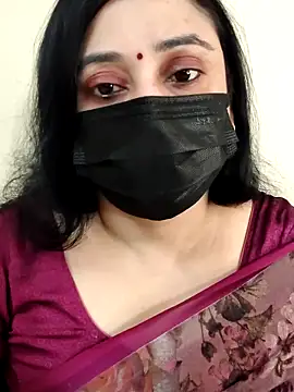 Monica cams online show from December 2025 04:18:02 AM