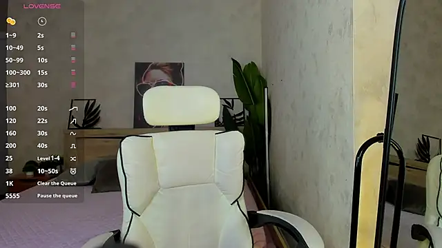 Lynn Martin online show from May 2026 05:23:02 PM