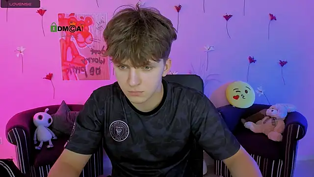 travis wolf  online show from March 2026 09:47:01 AM