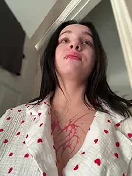 Snapshot of VendiMur chatting on November 2025 02:09:01 AM VendiMur online show from November 2025 02:09:01 AM