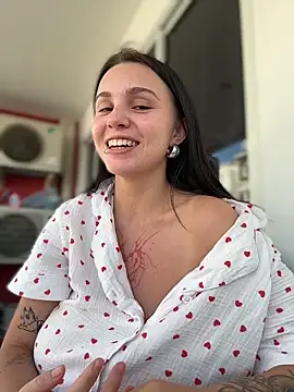 Snapshot of VendiMur chatting on December 2025 02:07:02 AM VendiMur online show from December 2025 02:07:02 AM