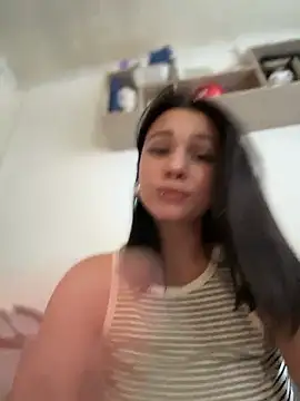 Snapshot of VendiMur chatting on January 2026 02:27:02 AM VendiMur online show from January 2026 02:27:02 AM