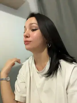 Snapshot of VendiMur chatting on January 2026 02:17:01 AM VendiMur online show from January 2026 02:17:01 AM