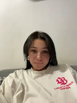 Snapshot of VendiMur chatting on January 2026 02:06:02 AM VendiMur online show from January 2026 02:06:02 AM