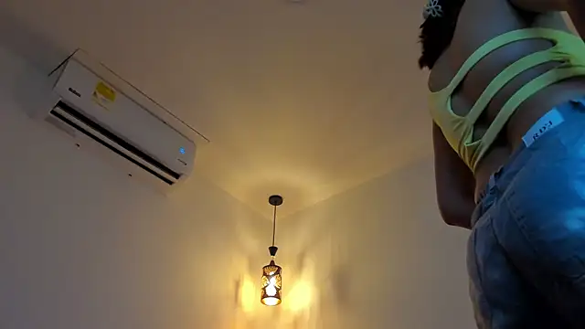 kaylajhonnes6 online show from September 2025 01:45:01 PM