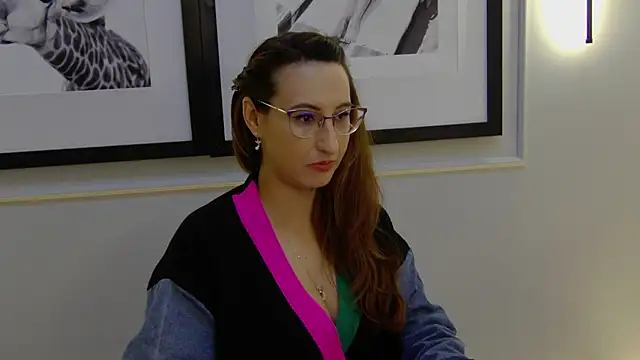 LysAd online show from November 2025 04:17:01 PM