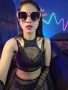 royeoy22 online show from March 2026 07:24:02 PM