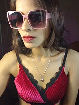 royeoy22 online show from May 2026 08:29:01 AM
