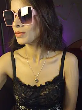 royeoy22 online show from May 2026 07:48:02 AM