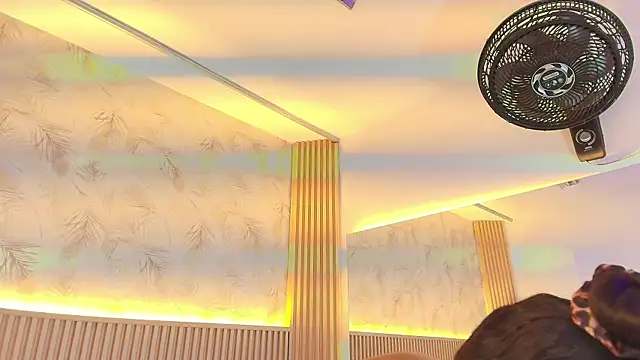 Liss-Reyes online show from March 2026 12:12:02 PM