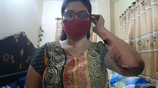 Elena cruz5 online show from March 2026 06:08:01 PM