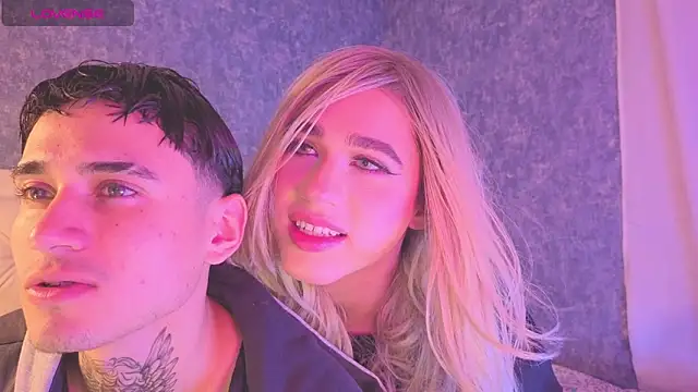 Snapshot of saraah_queen1 chatting on October 2025 05:11:02 AM saraah queen1 online show from October 2025 05:11:02 AM